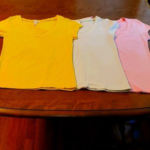Women's set of 3 shirts